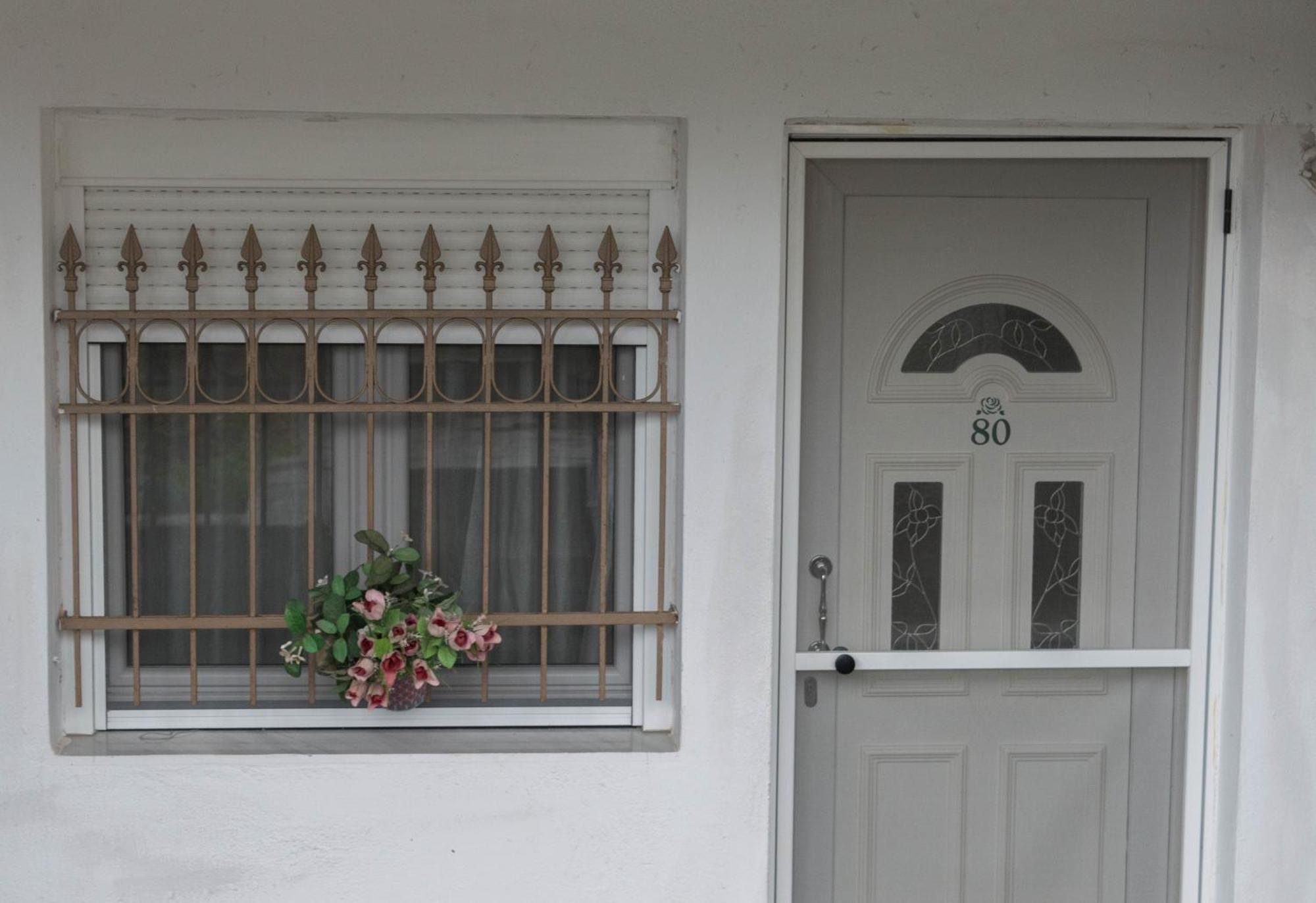 Roses Apartments Nea Michaniona Exterior foto
